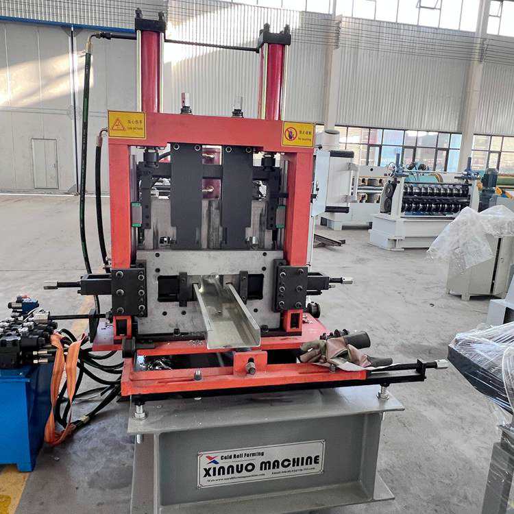 C Steel purlin forming machine