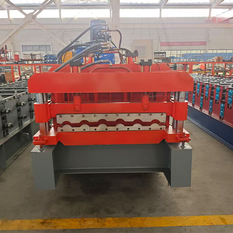 Glazed tile roll forming machine