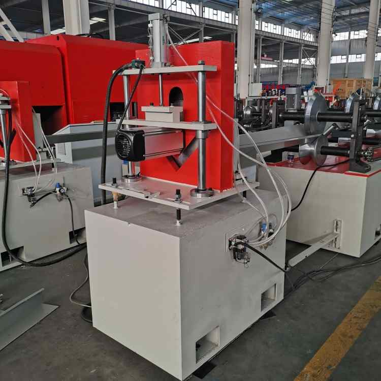 adjustable width shutter box forming machine