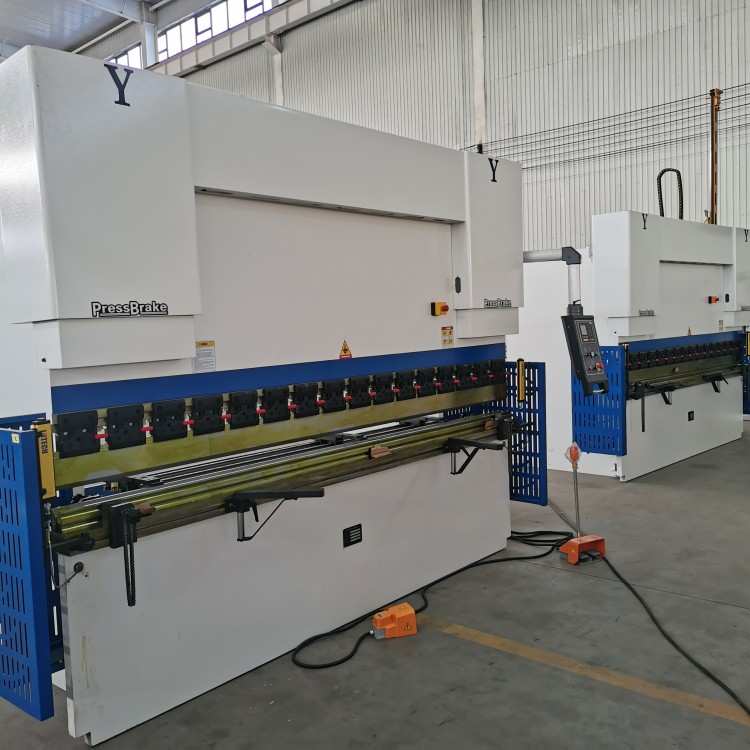 CNC bending machine