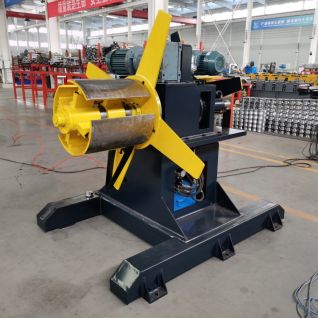 Double head hydraulic decoiler