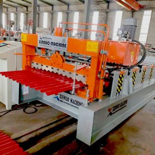 Color steel arc single plate forming machine