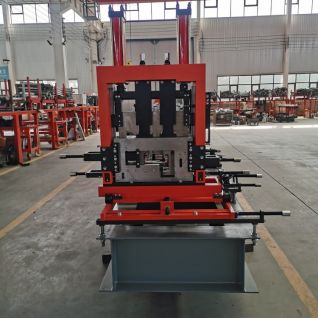c profile roll forming machine