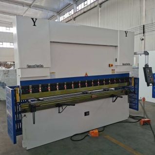 CNC hydraulic press brake